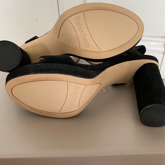 New in Box Franco Sarto Black Suede Platform Heeled Sandal - Picture 3 of 8